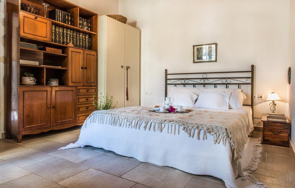 Petra & Elia Villa Megala Chorafia Екстериор снимка